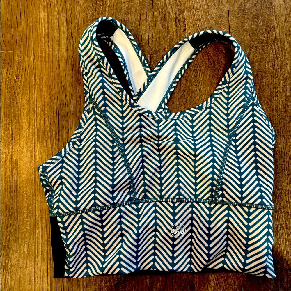 Workout top - like new